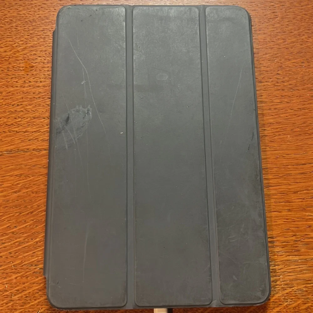 Apple iPad mini 12.6GB Version 9.3.5(13G36) wig magnetic front cover